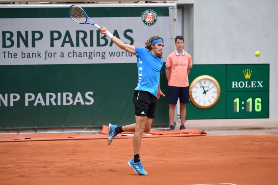 这种从容不 这种从容不