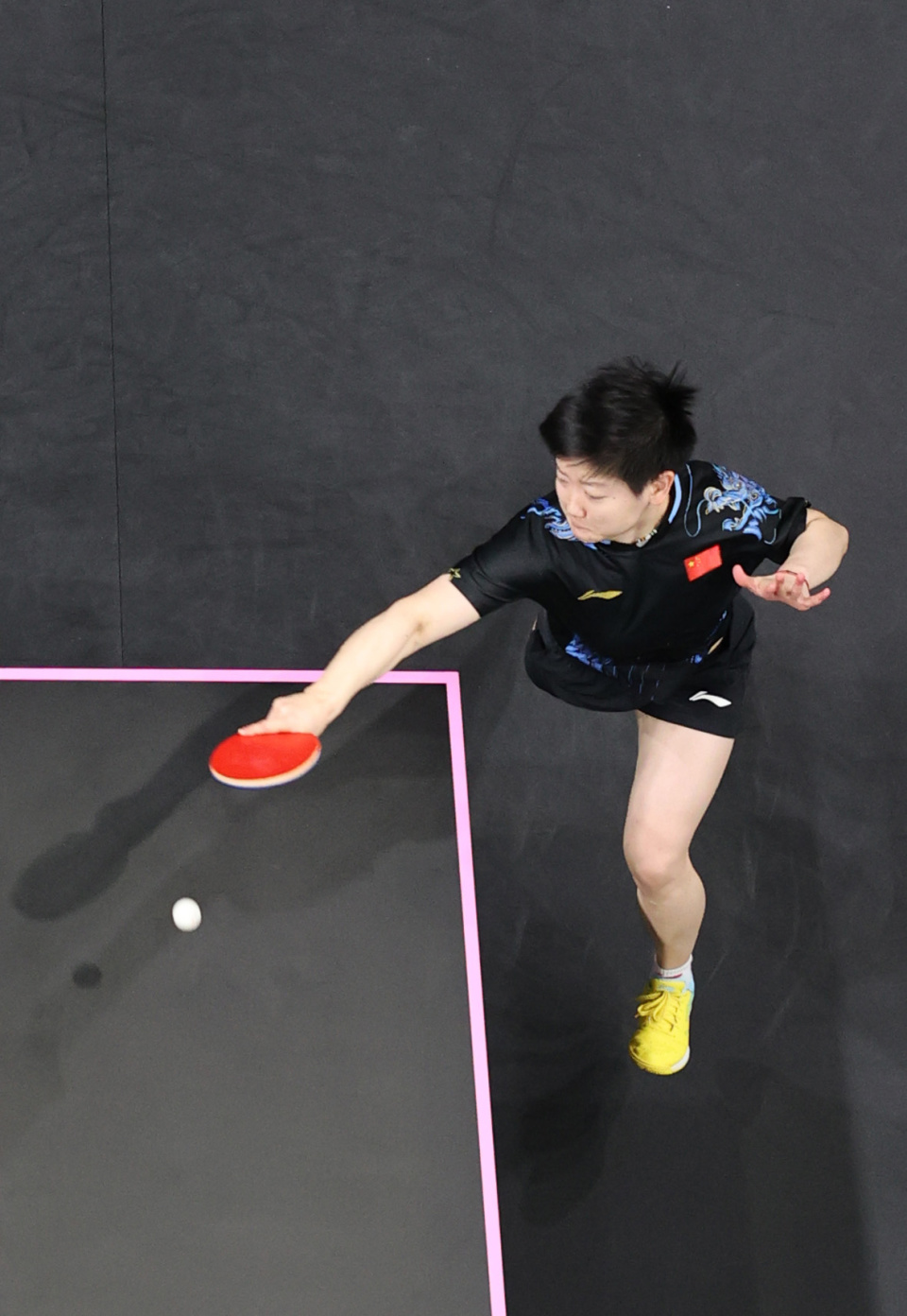 对多特的影 对多特的影