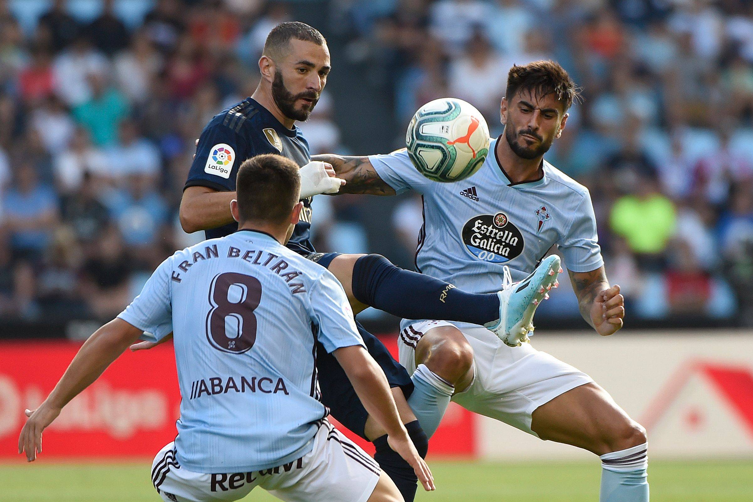 球与突然前 球与突然前